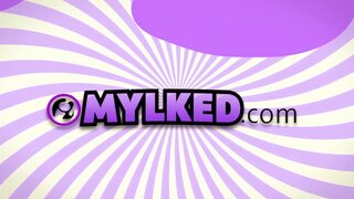 Luxe La Fox She Got SPUNKED with Buckets of Cum - Milking Table Handjob