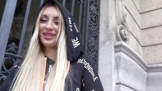 Anita_Baby Blonde milf was tricked into having sex during a photo shoot